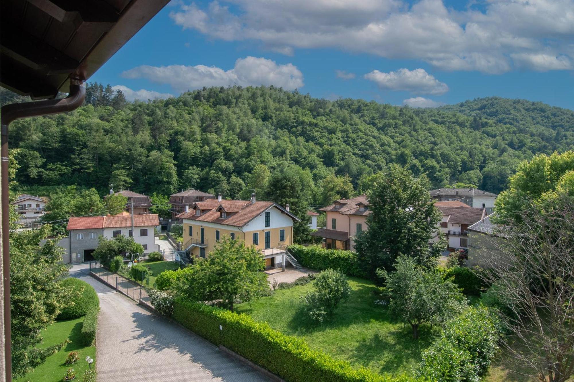 Hotel Villa Elia Calizzano 외부 사진